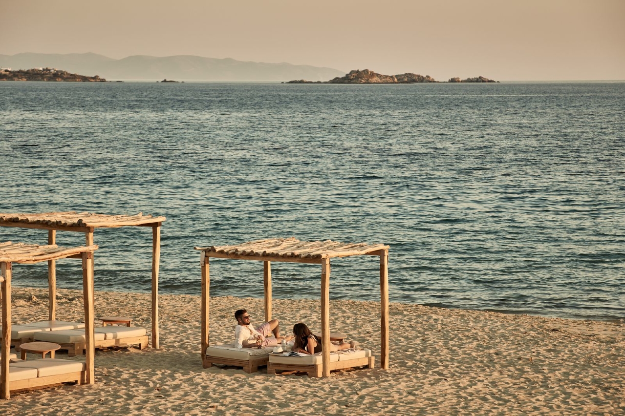 beach naxos plaka