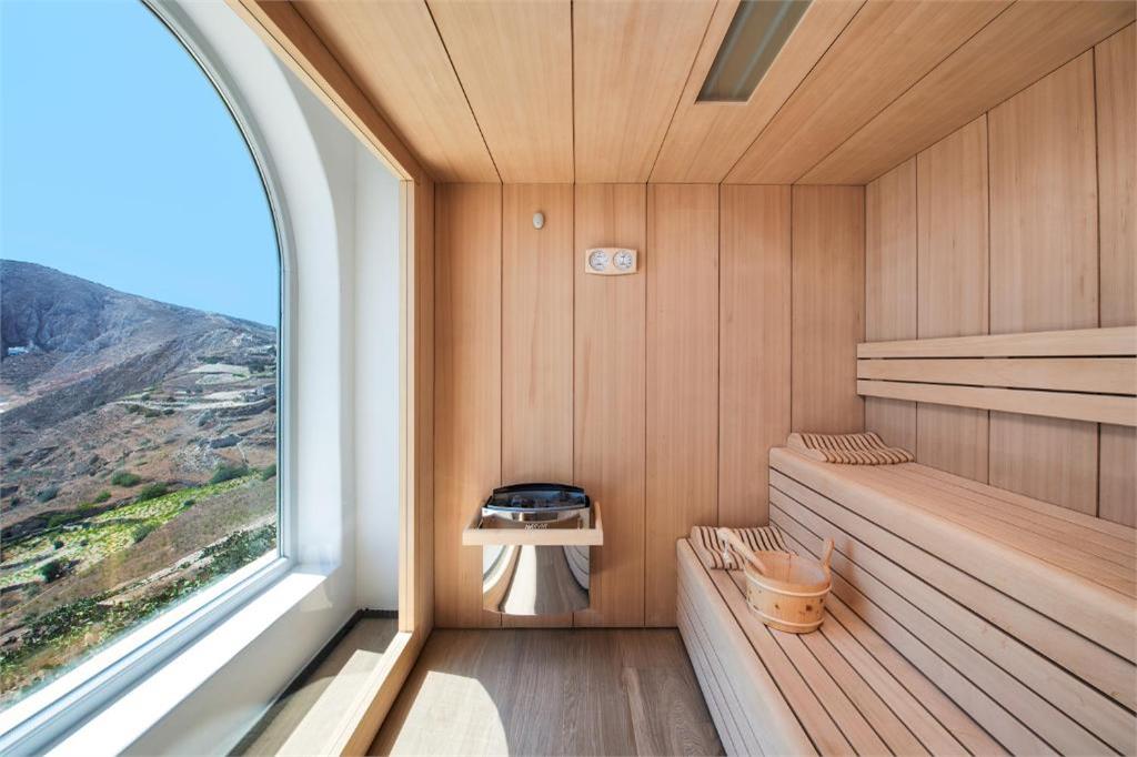 skyfall-suites-pyrgos-santorini sauna