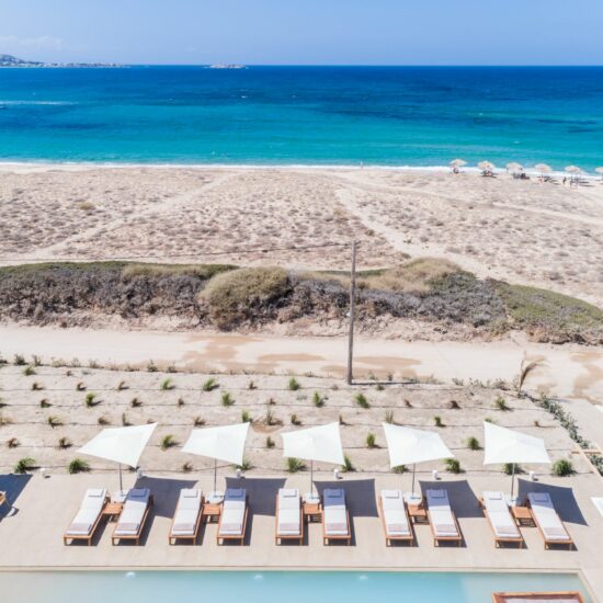 naxos hotels plaka beach